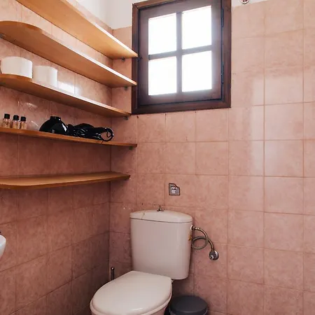 Firostefani Holiday home *